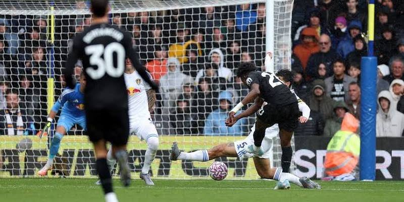 Leeds United và lợi thế tại Elland Road